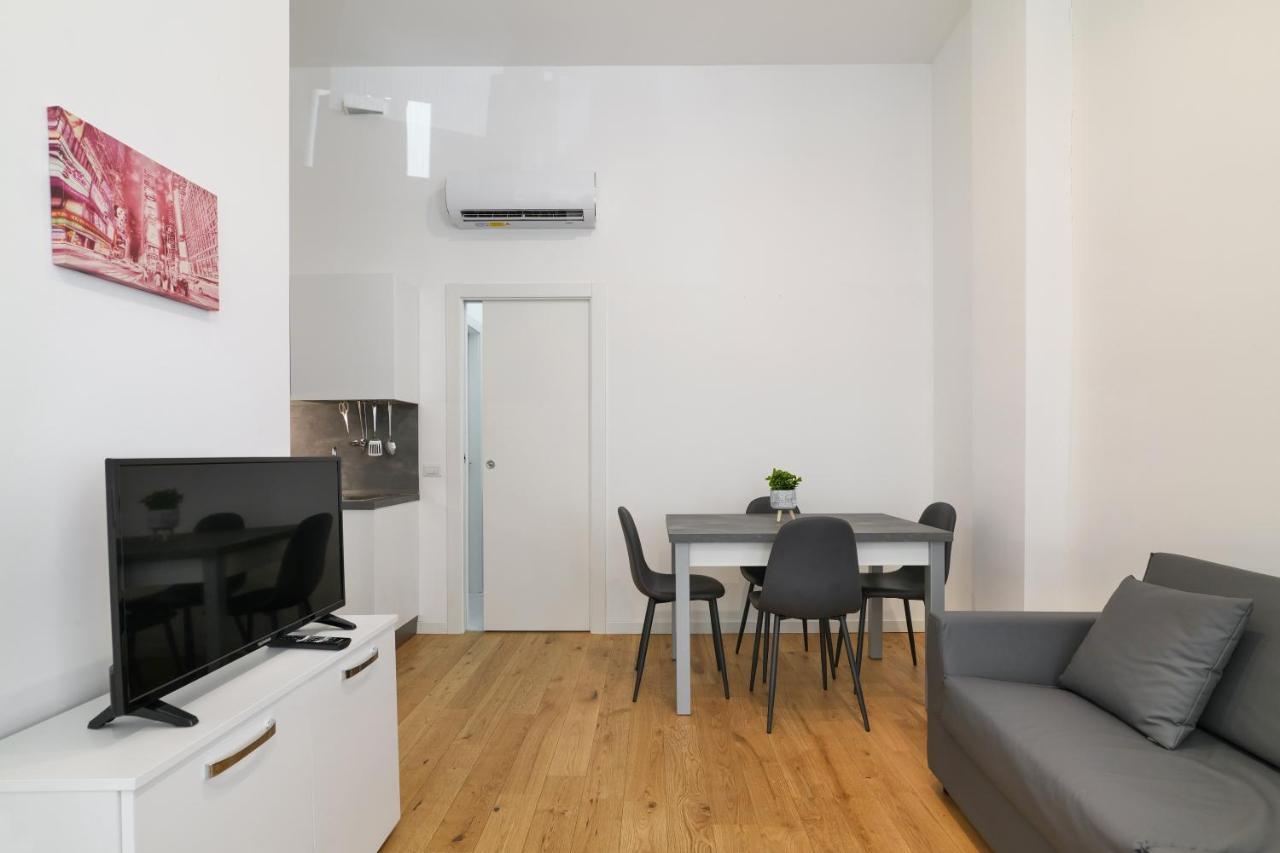 Primopiano - La Malfa Flats Lejlighed Milano Eksteriør billede